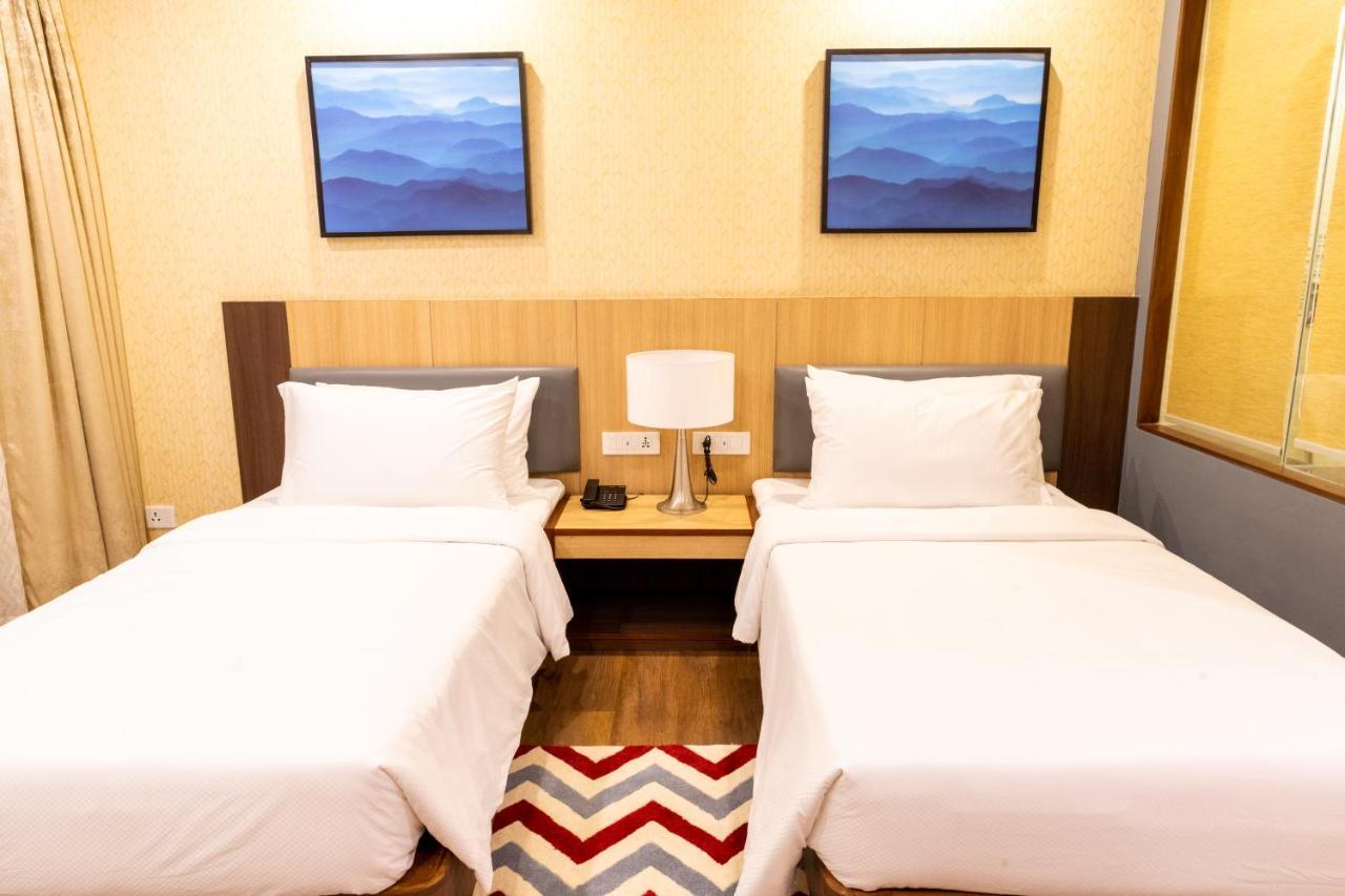 Vivanta Chitwan Bharatpur Bharatpur  Exteriör bild